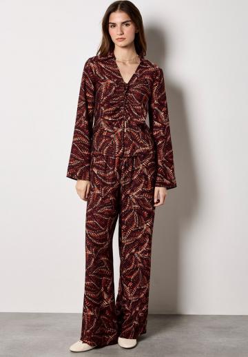 Широкие брюки