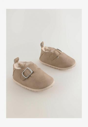 Детская обувь