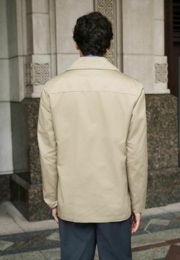 Короткое пальто