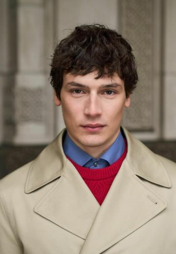 Короткое пальто