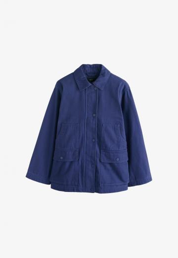 Куртка с накладнымит карманами