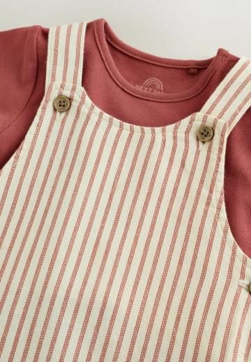 Набор одежды