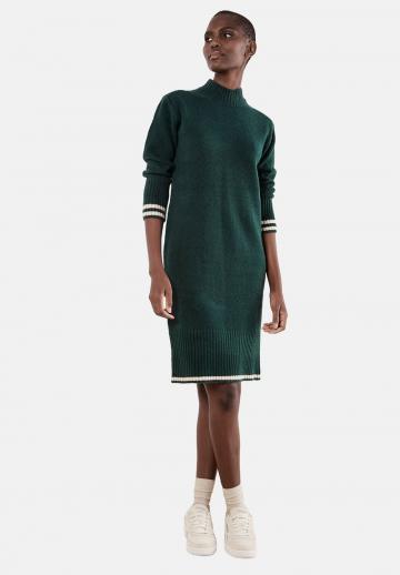 Вязаное платье