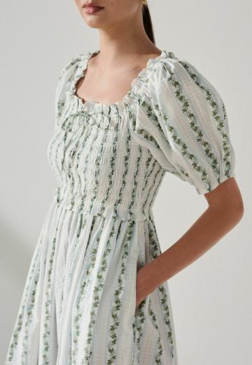 Летнее платье