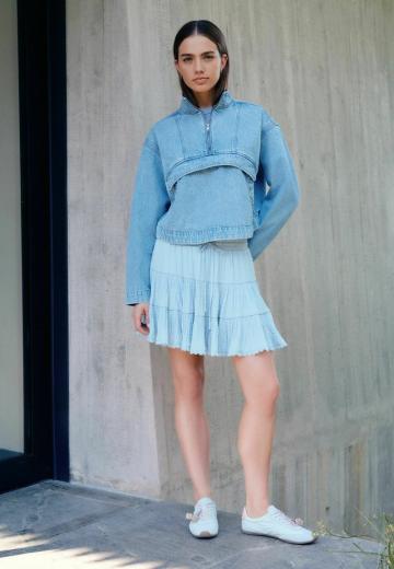 Джинсовая жилетка