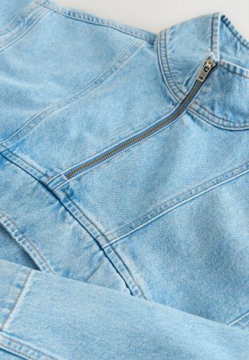 Джинсовая жилетка