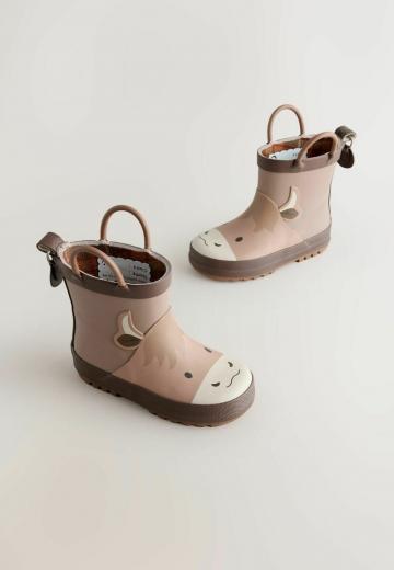 Резиновые сапоги