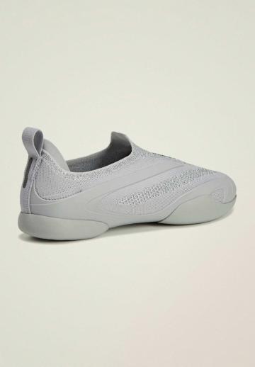 Тренировочные кроссовки