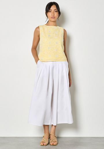 Блузка без рукавов