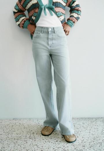 Свободные джинсы