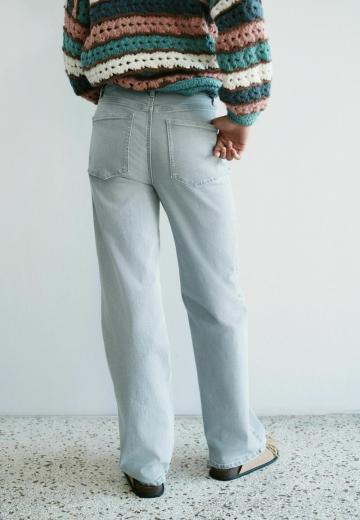 Свободные джинсы