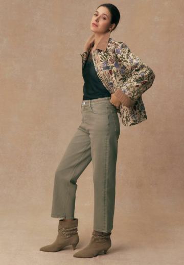 Короткие джинсы