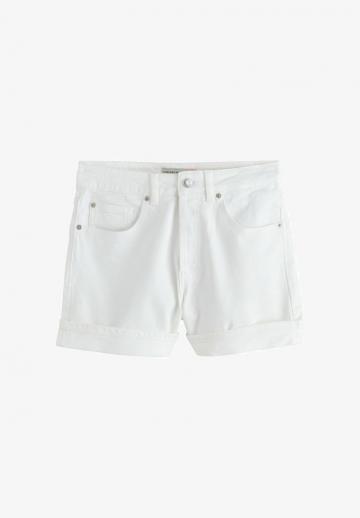 Джинсовые шорты