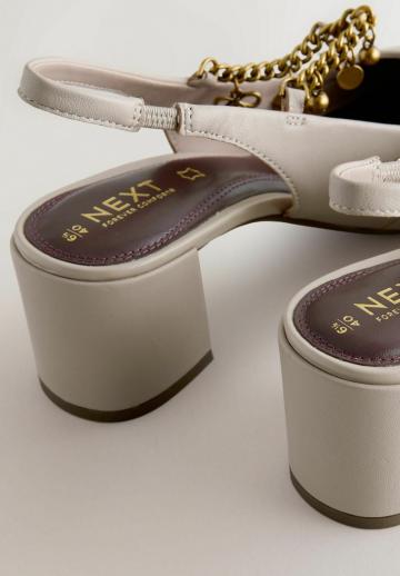 Туфли с ремешком