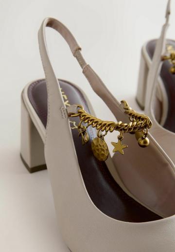 Туфли с ремешком