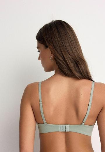 Бюстгальтер