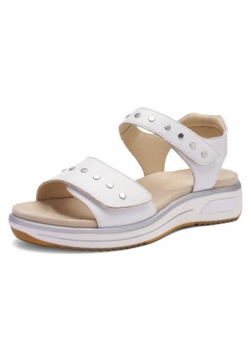 Босоножки на танкетке