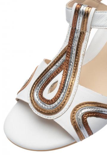 Туфли на танкетке