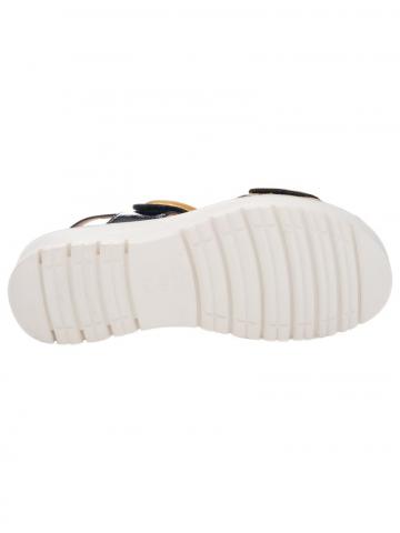 Босоножки на танкетке