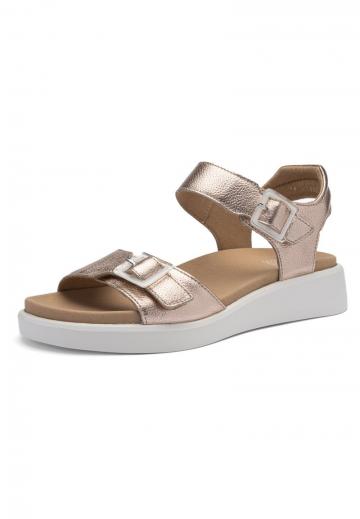 Босоножки на танкетке