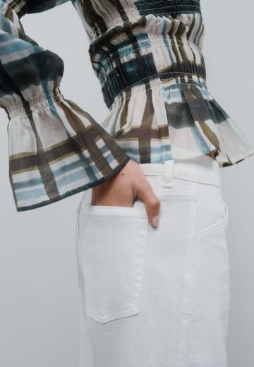 Прямые джинсы