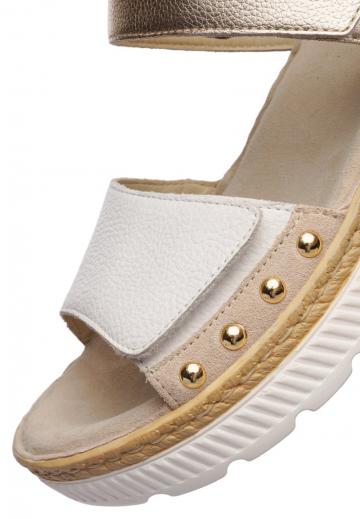 Босоножки на платформе