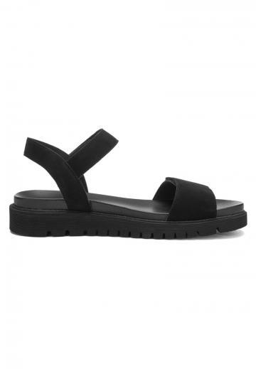 Босоножки на танкетке