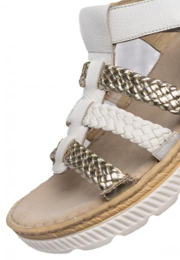 Босоножки на платформе