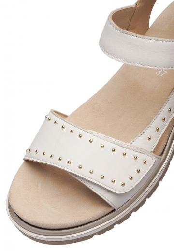 Босоножки на платформе