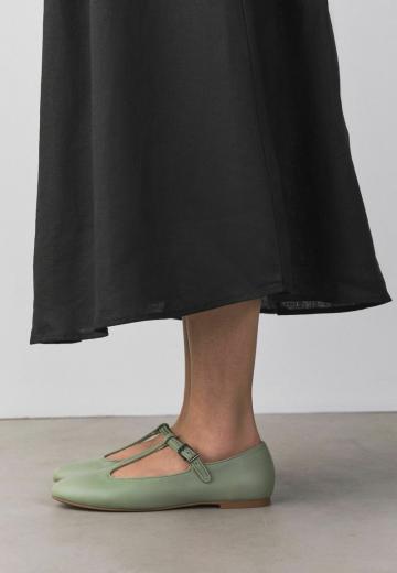 Туфли с ремешком