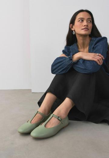 Туфли с ремешком