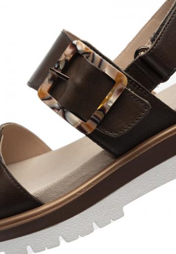 Босоножки на платформе