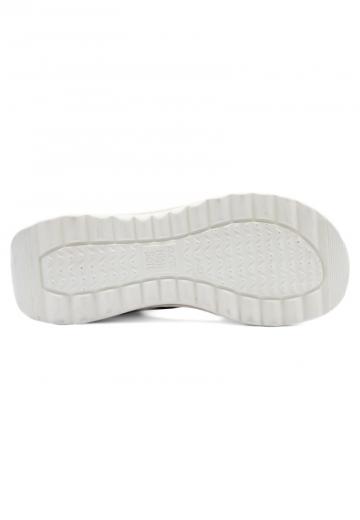 Босоножки на танкетке