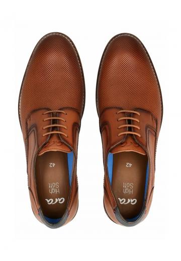 Ботинки на шнуровке