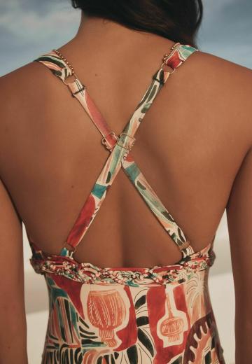 Слитный купальник