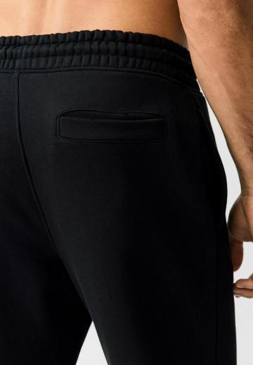 Спортивные штаны