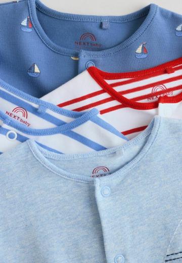 Набор одежды