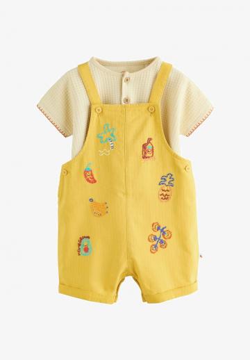 Набор одежды