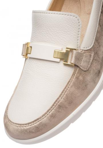 Туфли на танкетке