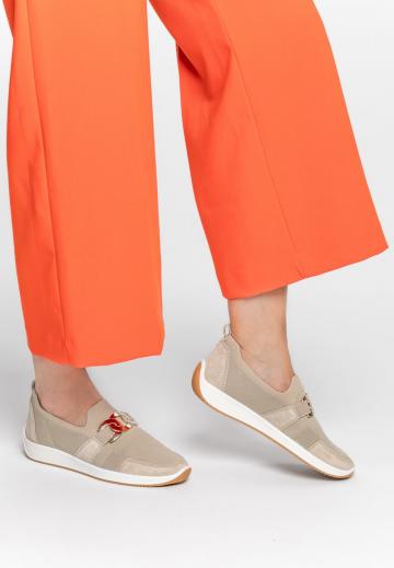 Полуботинки