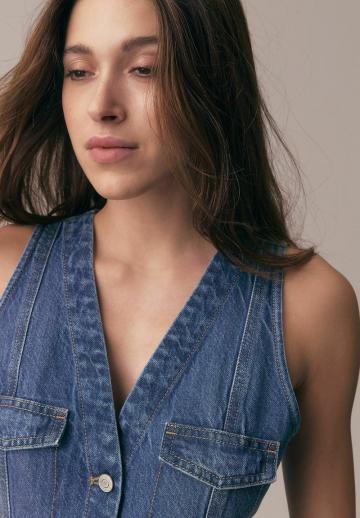 Джинсовый комбинезон