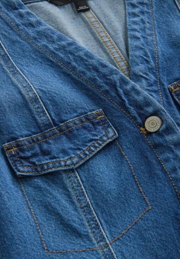 Джинсовый комбинезон