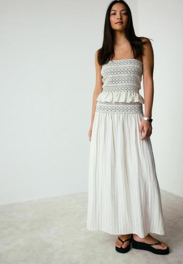 Топ без бретелек