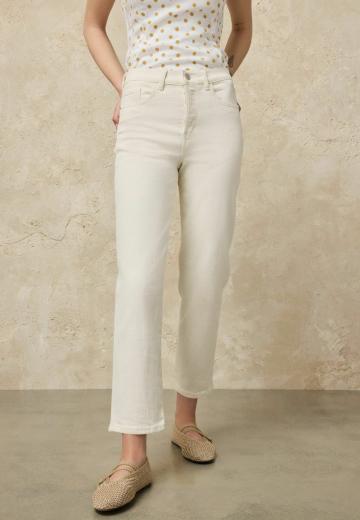 Короткие джинсы