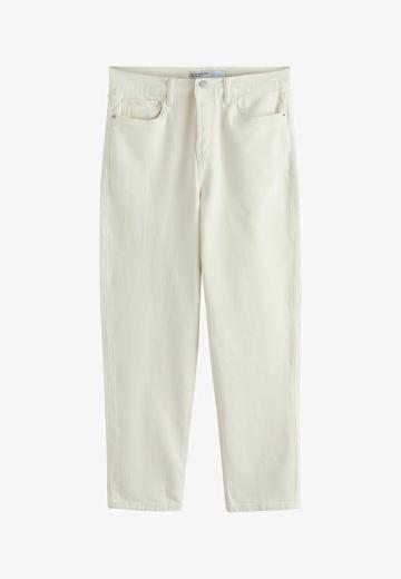 Короткие джинсы