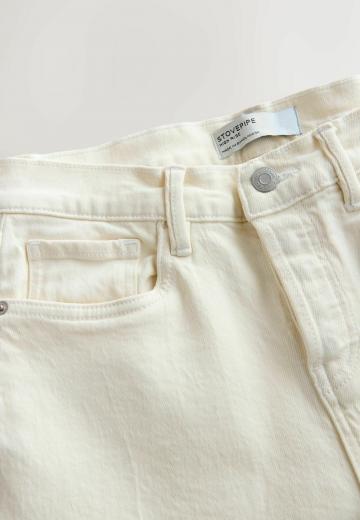 Короткие джинсы