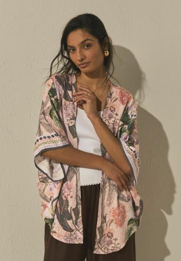 Короткая куртка