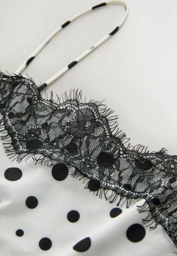 Топ на бретельках