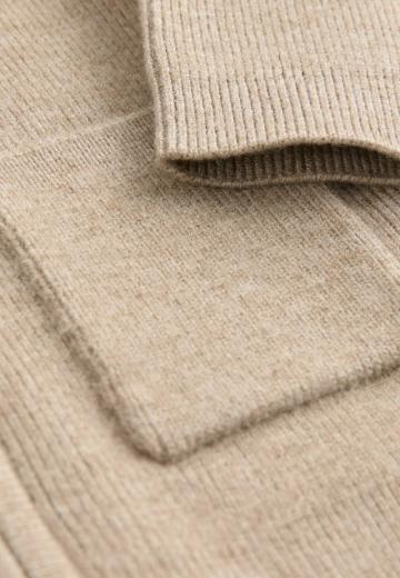 Вязаная кофта