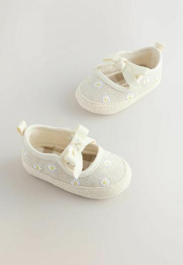 Детская обувь